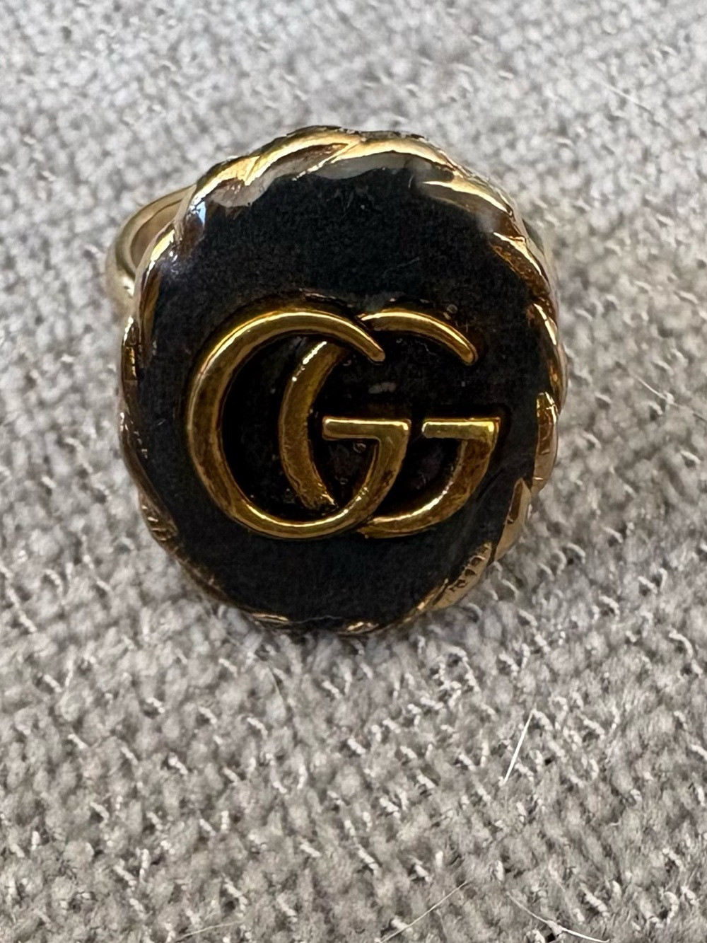 Adjustable Gucci GG Black and Gold Logo Ring